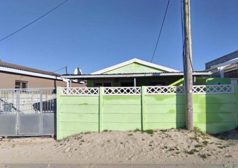 2 Bedroom Property for Sale in Umrhabulo Triangle Western Cape